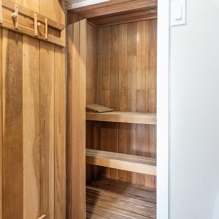 5 Bedroom Luxury Retreat With Hot Tub And Sauna ลอนดอน ภายนอก รูปภาพ